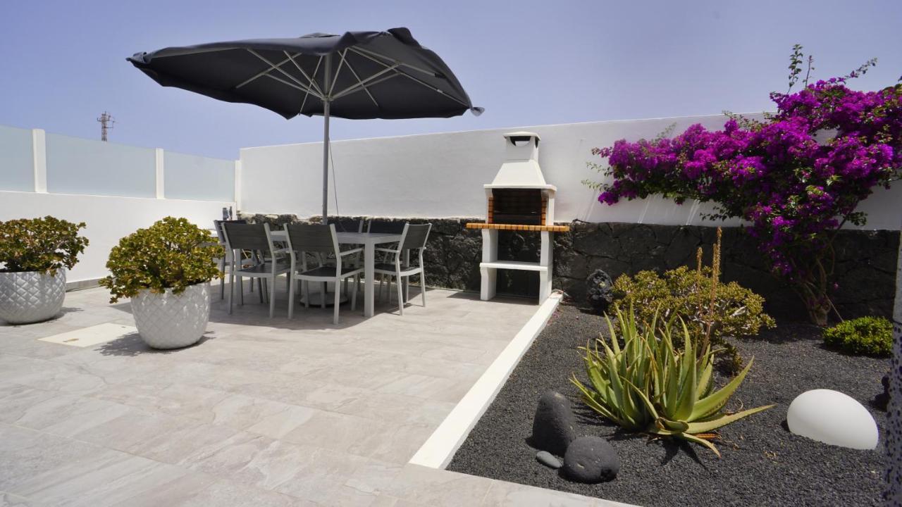Villa Patricia Playa Blanca Exteriör bild